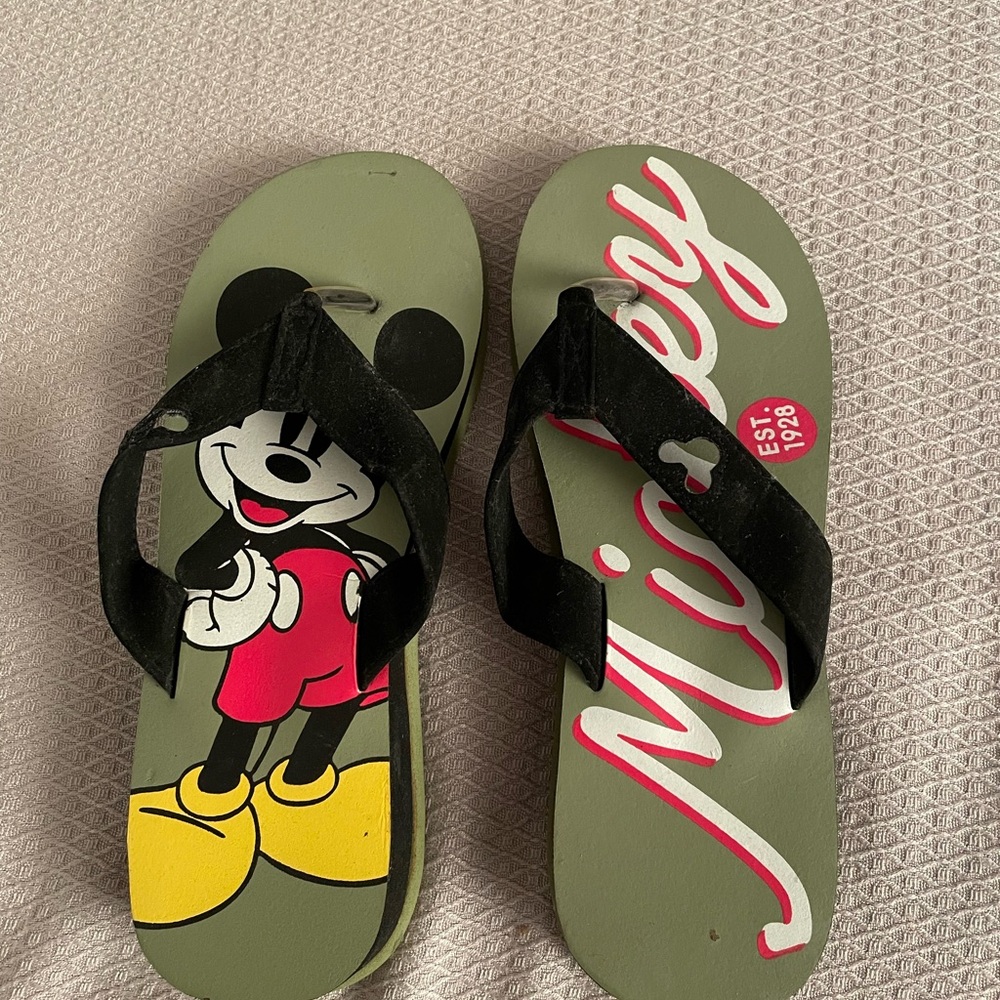Disney Mickey Mouse Sandals - Black and Green